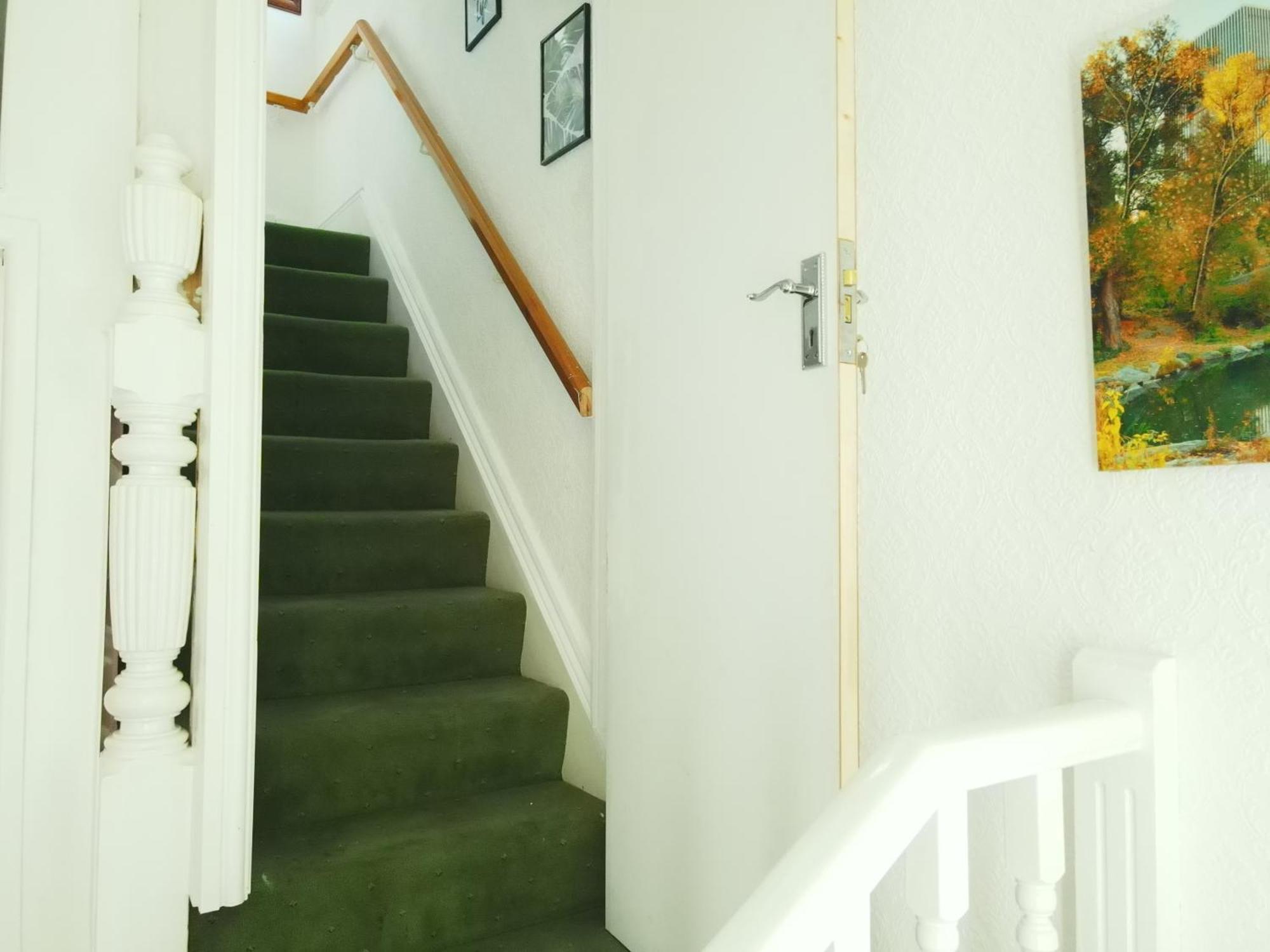 Service Accommodation 2 Bed Room Apartment In Newport South Wales Near Celtic Manor Icc Wales Екстер'єр фото