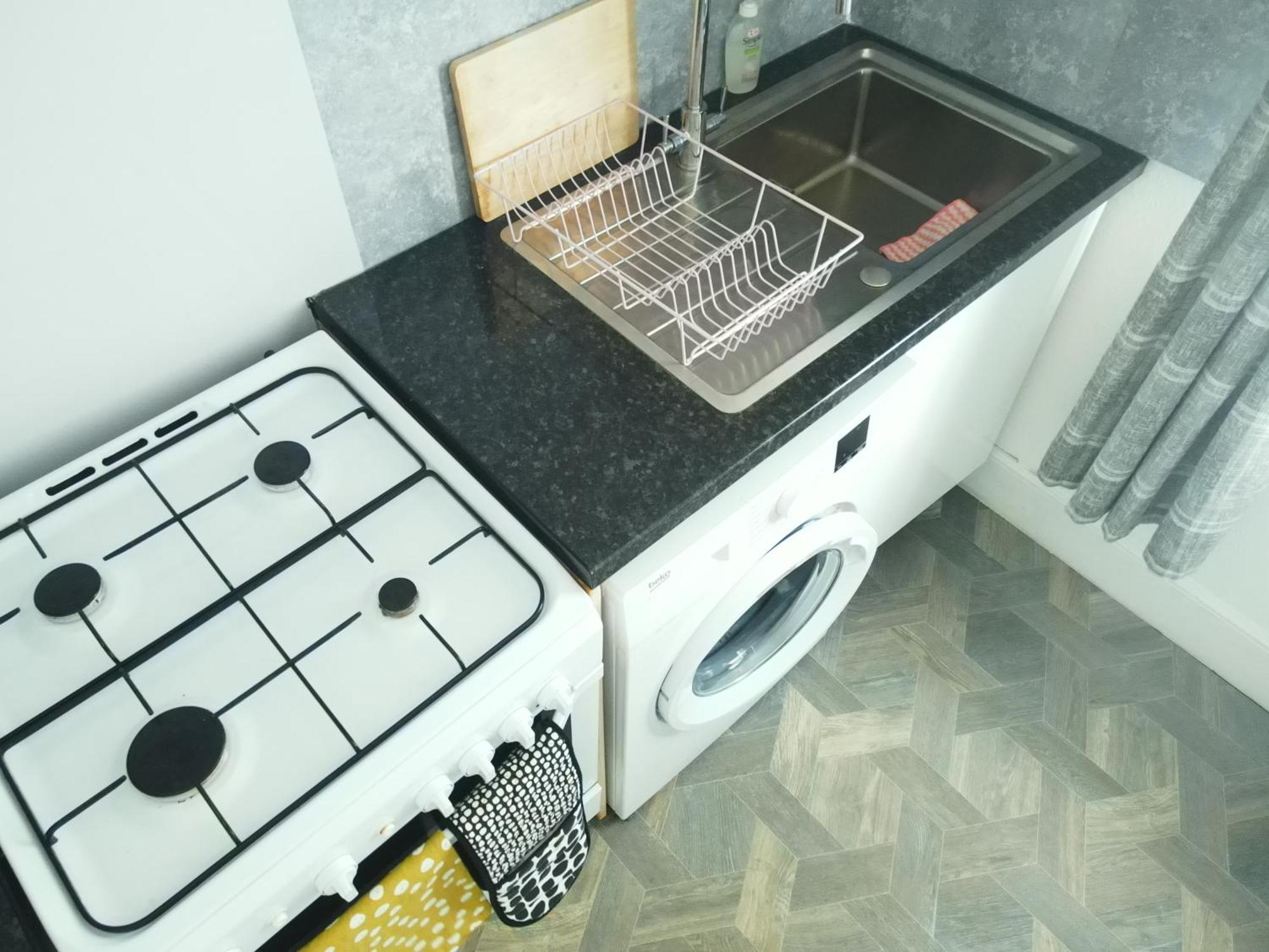 Service Accommodation 2 Bed Room Apartment In Newport South Wales Near Celtic Manor Icc Wales Екстер'єр фото