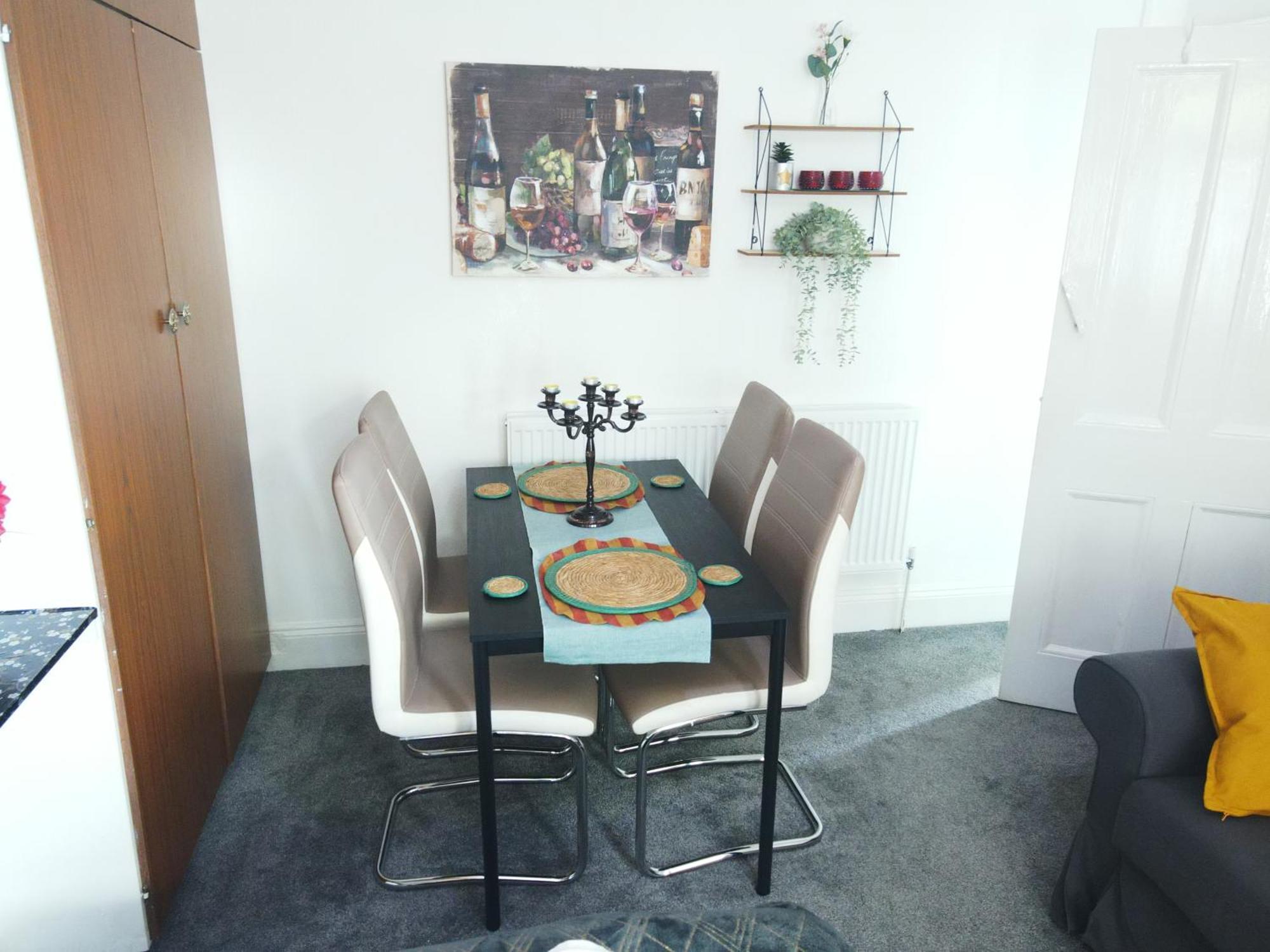 Service Accommodation 2 Bed Room Apartment In Newport South Wales Near Celtic Manor Icc Wales Екстер'єр фото